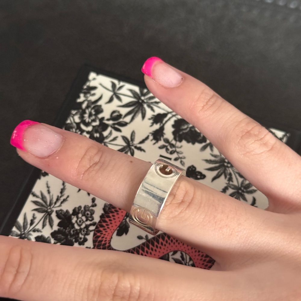 Gucci Silver Contemporary Ring